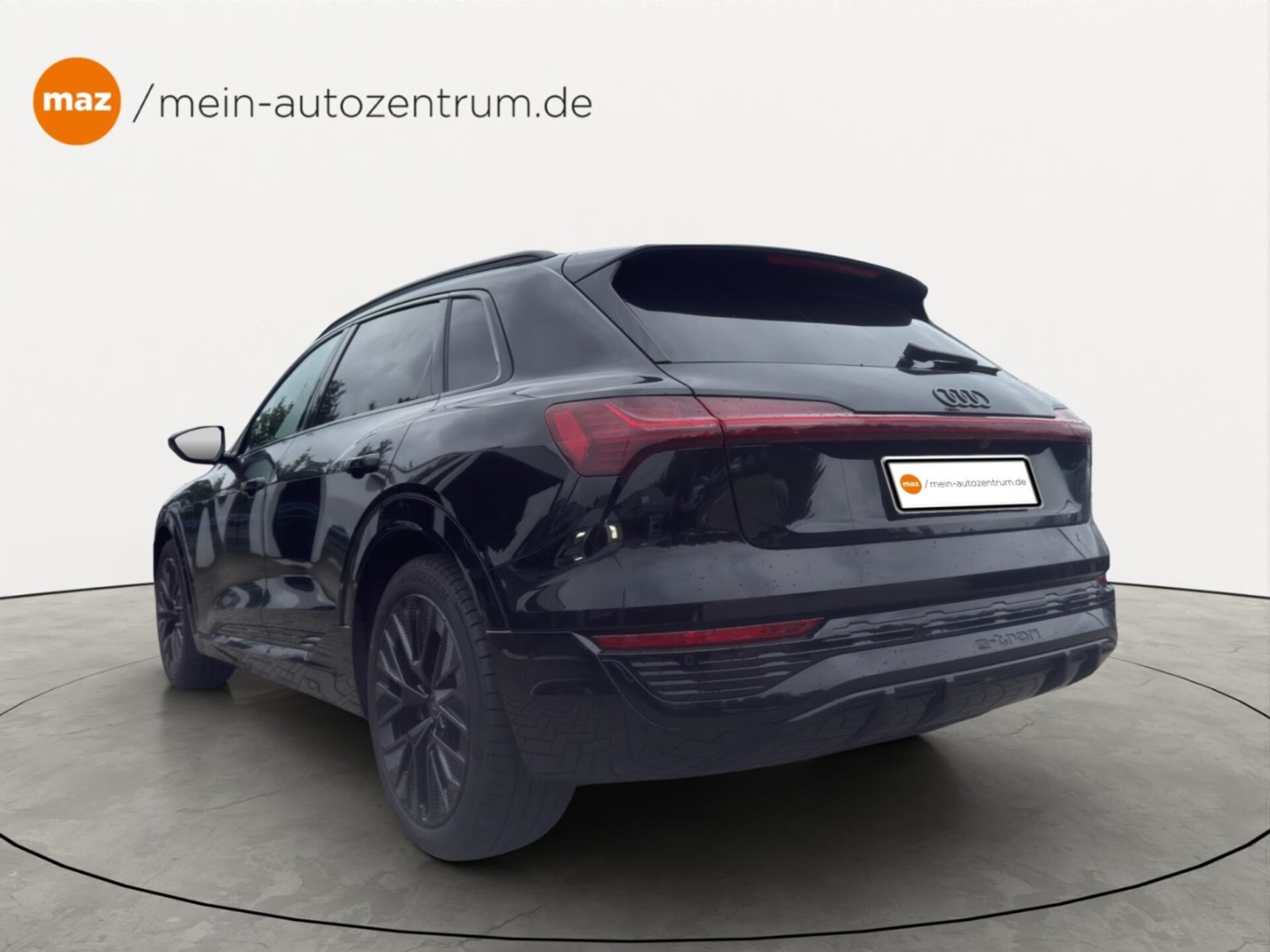 Audi Q8 e-tron S line