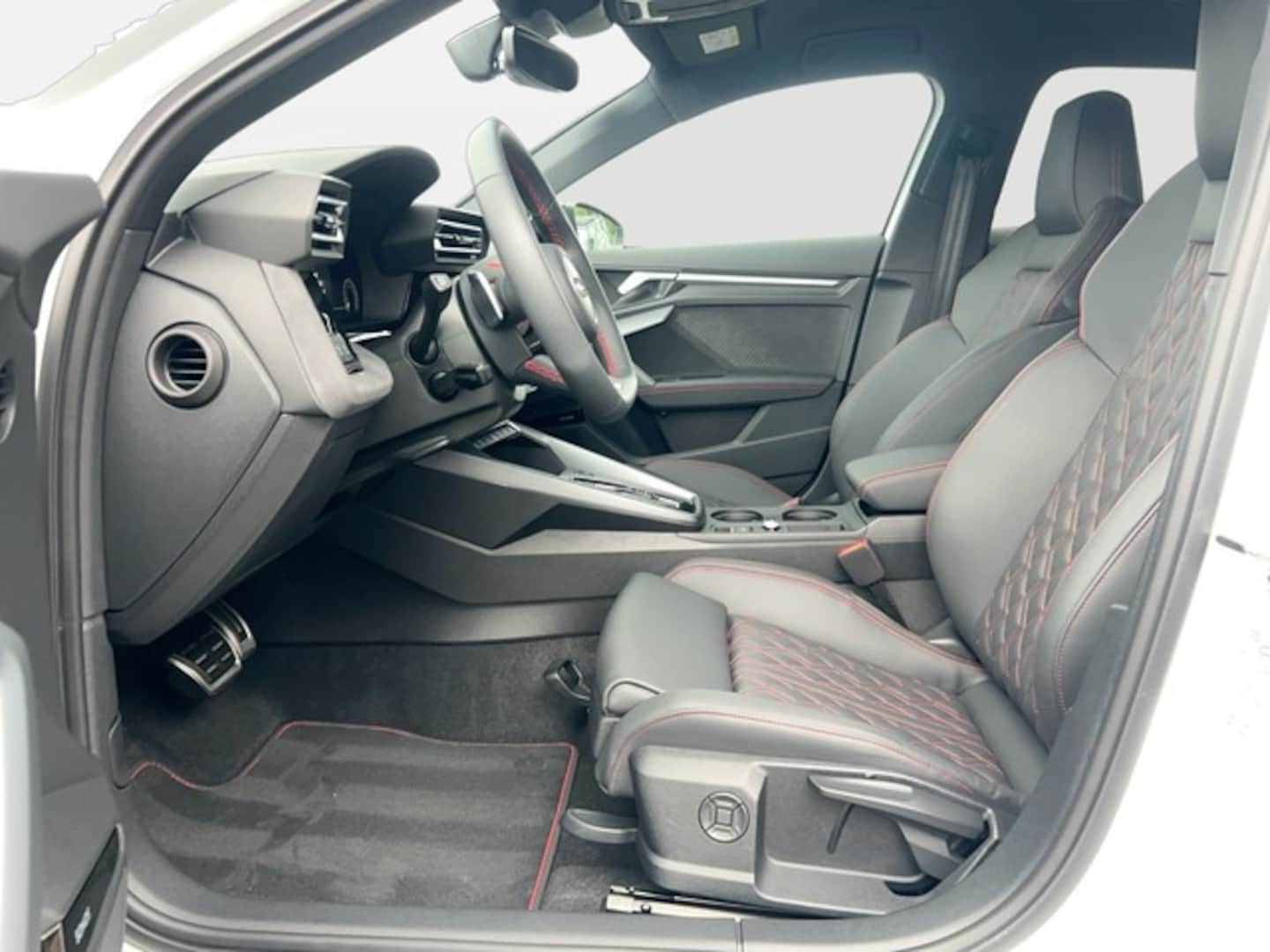 Bild über Audi A3 Sportback TFSI e TFSI e 150 kW S tronic - für weitere Informationen kontaktieren Sie den Audi Partner