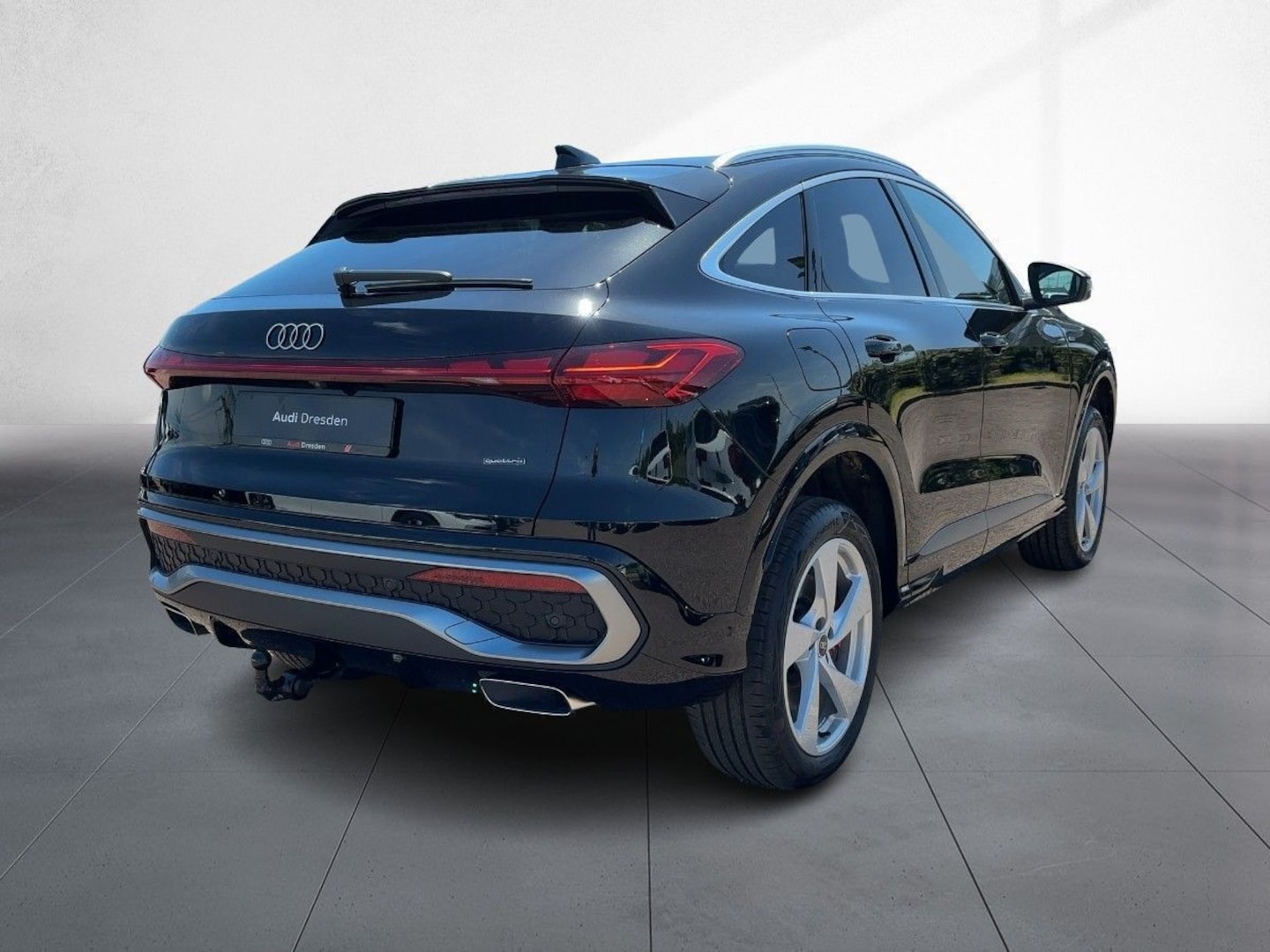 Bild über Audi Q5 Sportback e-hybrid e-hybrid quattro 270 kW S tronic - für weitere Informationen kontaktieren Sie den Audi Partner
