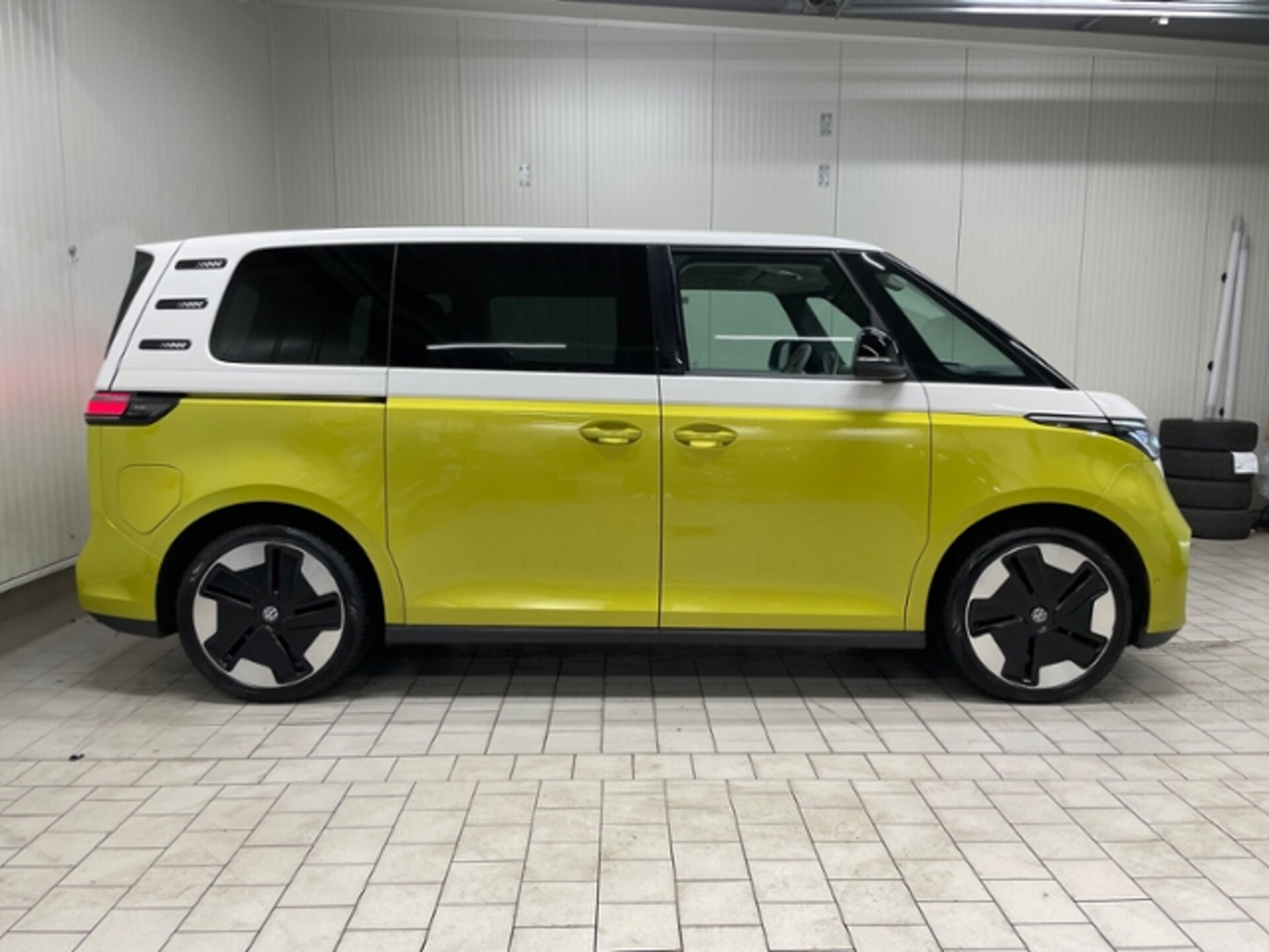 Volkswagen ID. Buzz Pro