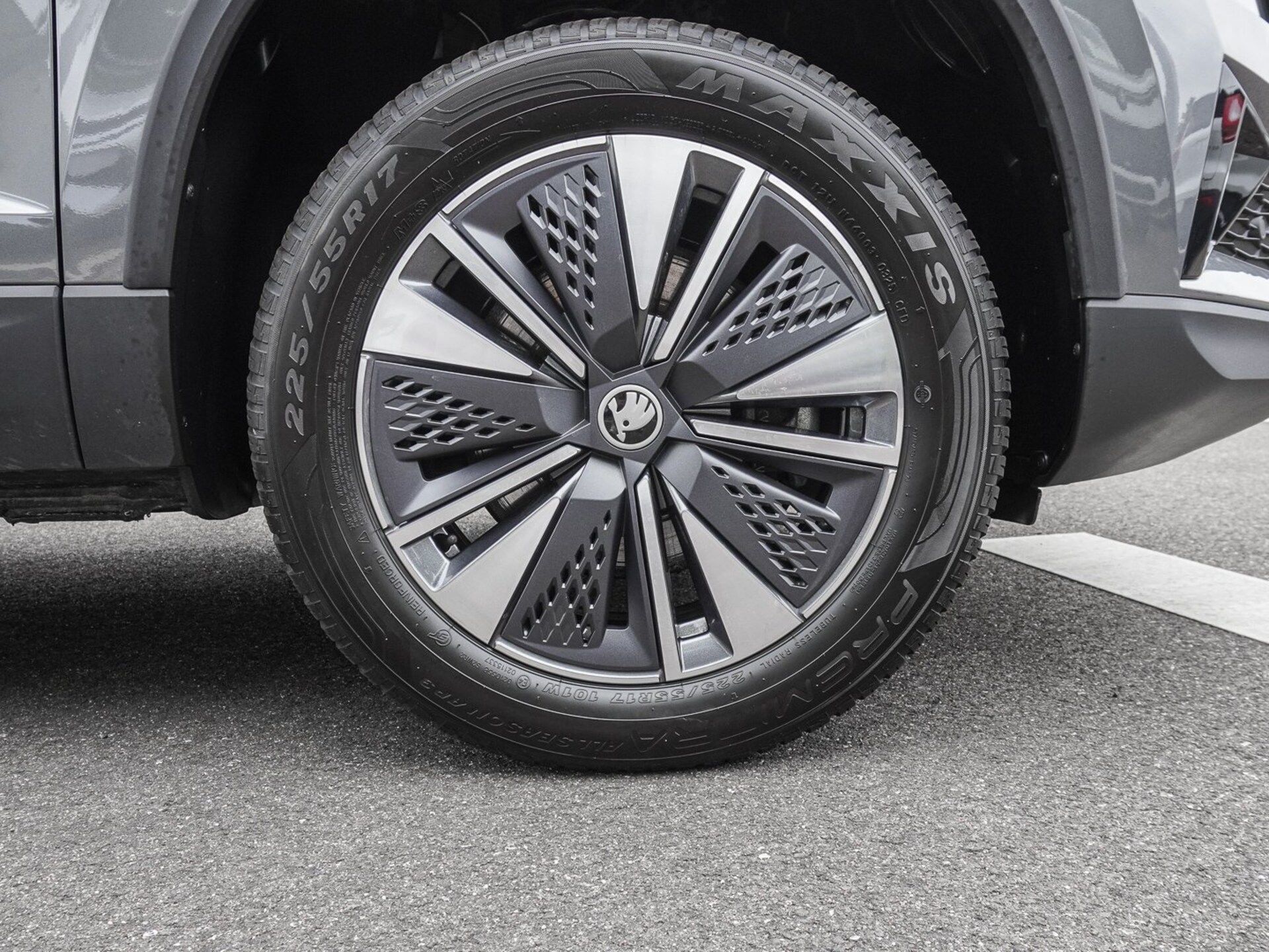 Skoda Karoq Tour