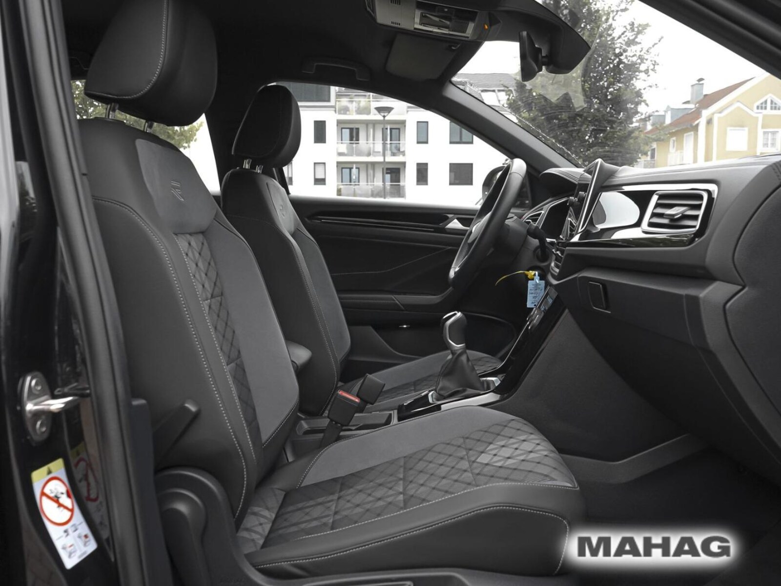 Volkswagen T-Roc – Bild 13