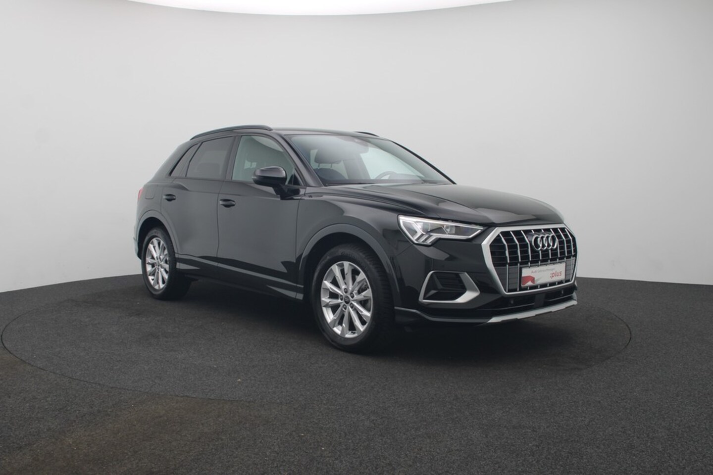 Bild über Audi Q3 advanced 35 TFSI S tronic - für weitere Informationen kontaktieren Sie den Audi Partner