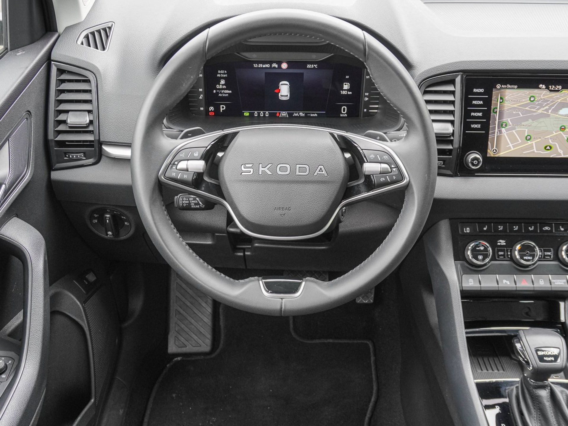 Skoda Karoq Tour