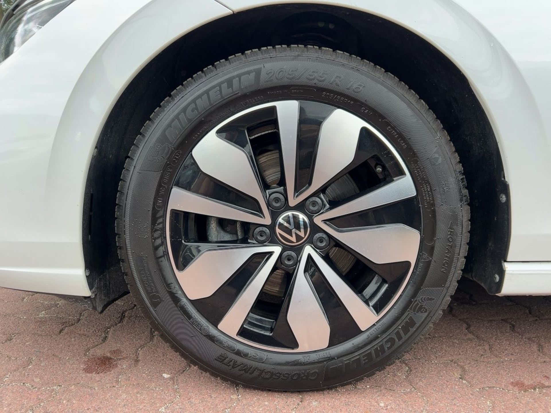 Volkswagen Golf Life