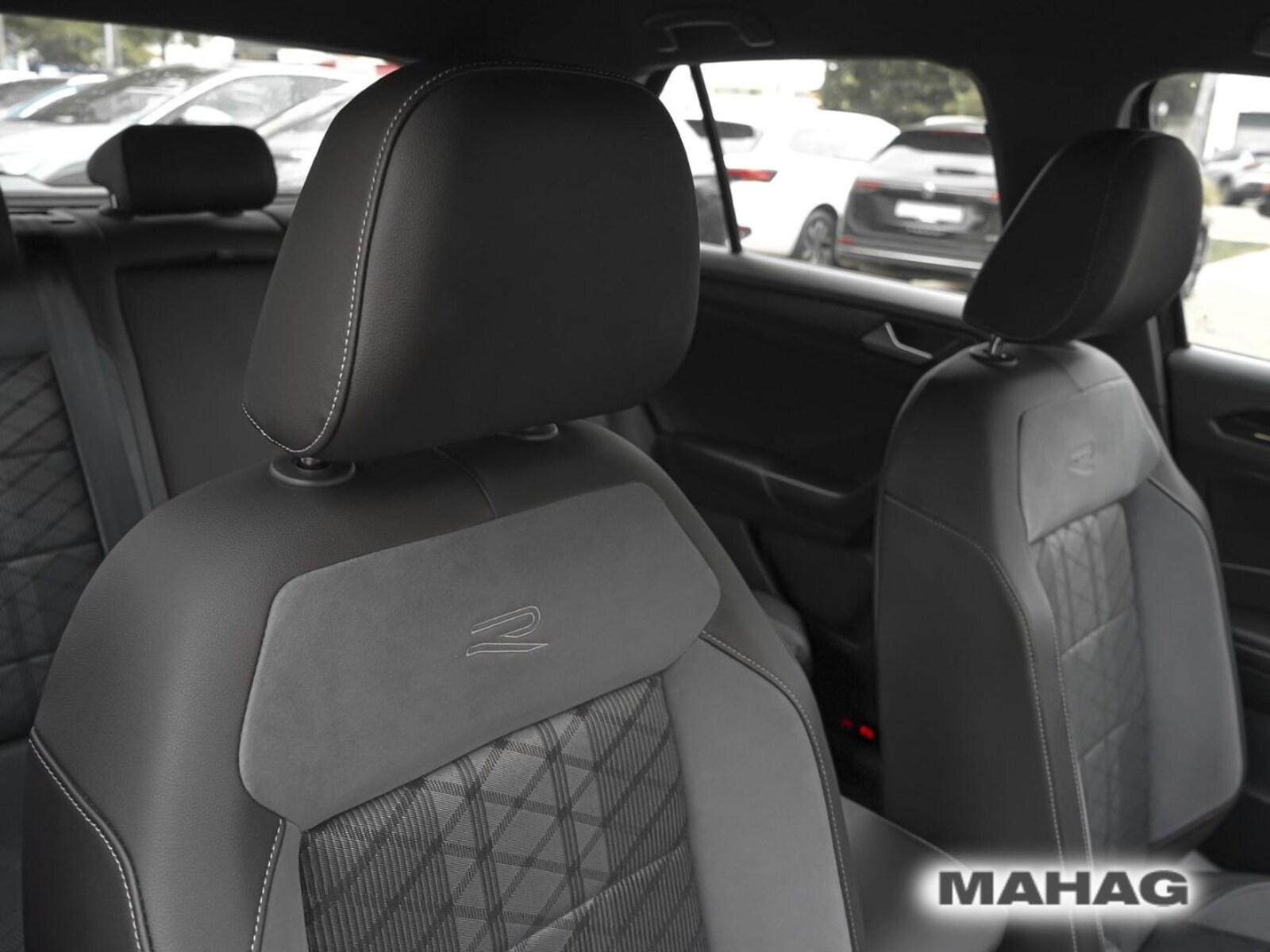 Volkswagen T-Roc – Bild 14