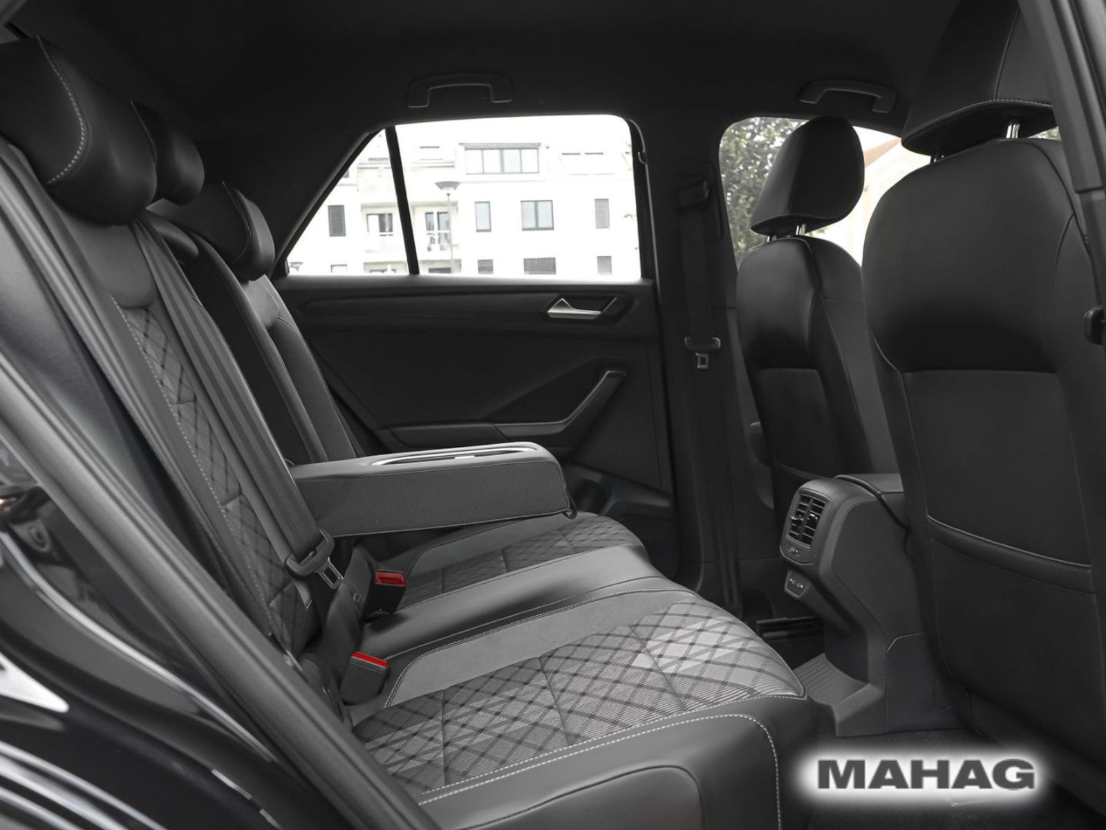Volkswagen T-Roc – Bild 15