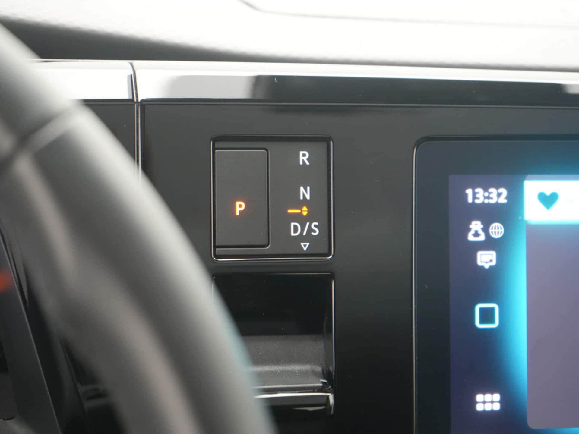 Volkswagen Multivan Basis-Modell