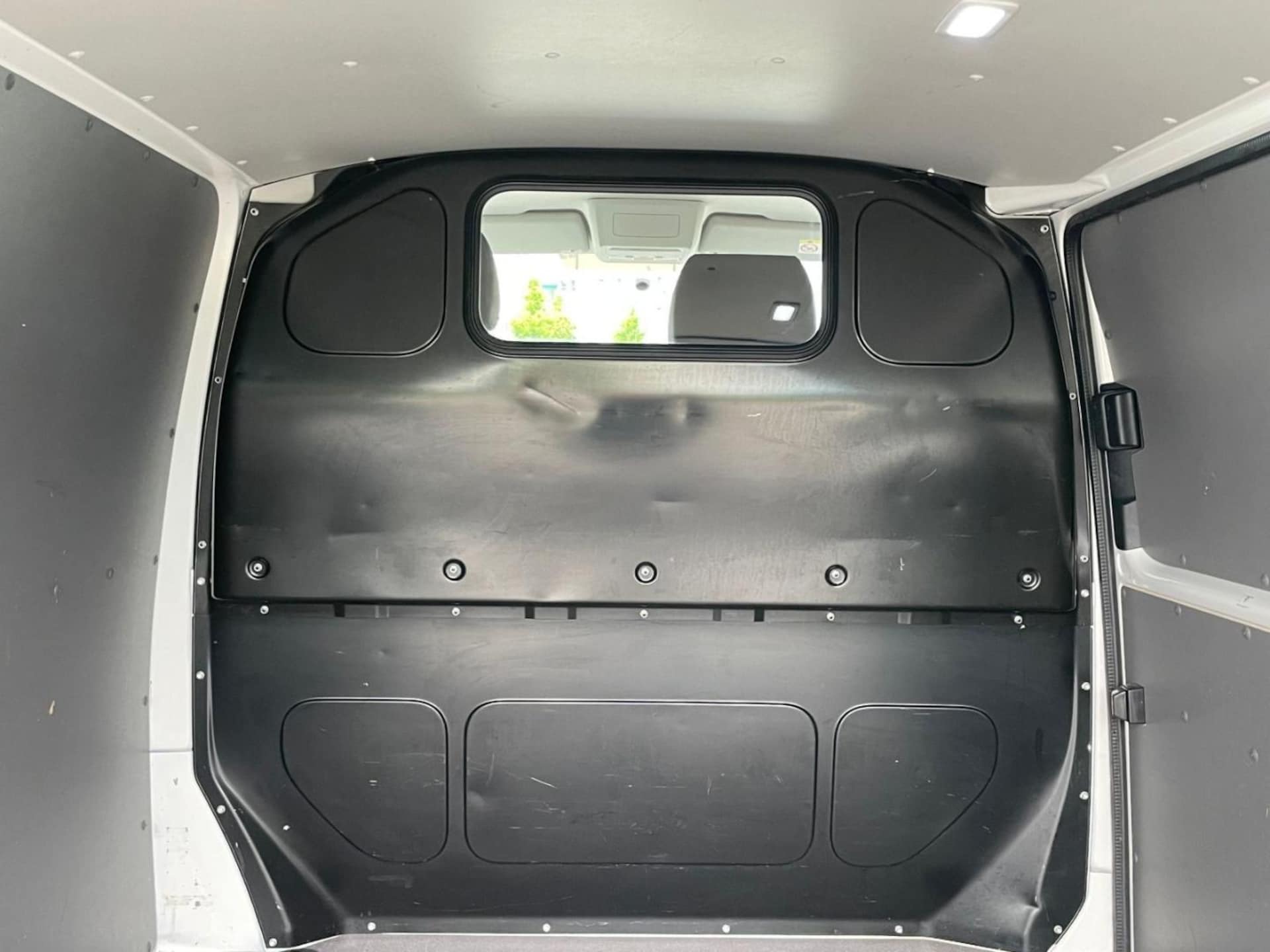 Volkswagen T6.1 Transporter Kasten kurzer Radstand