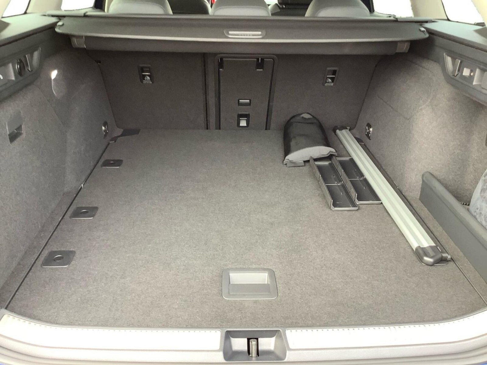 Volkswagen Passat – Bild 18