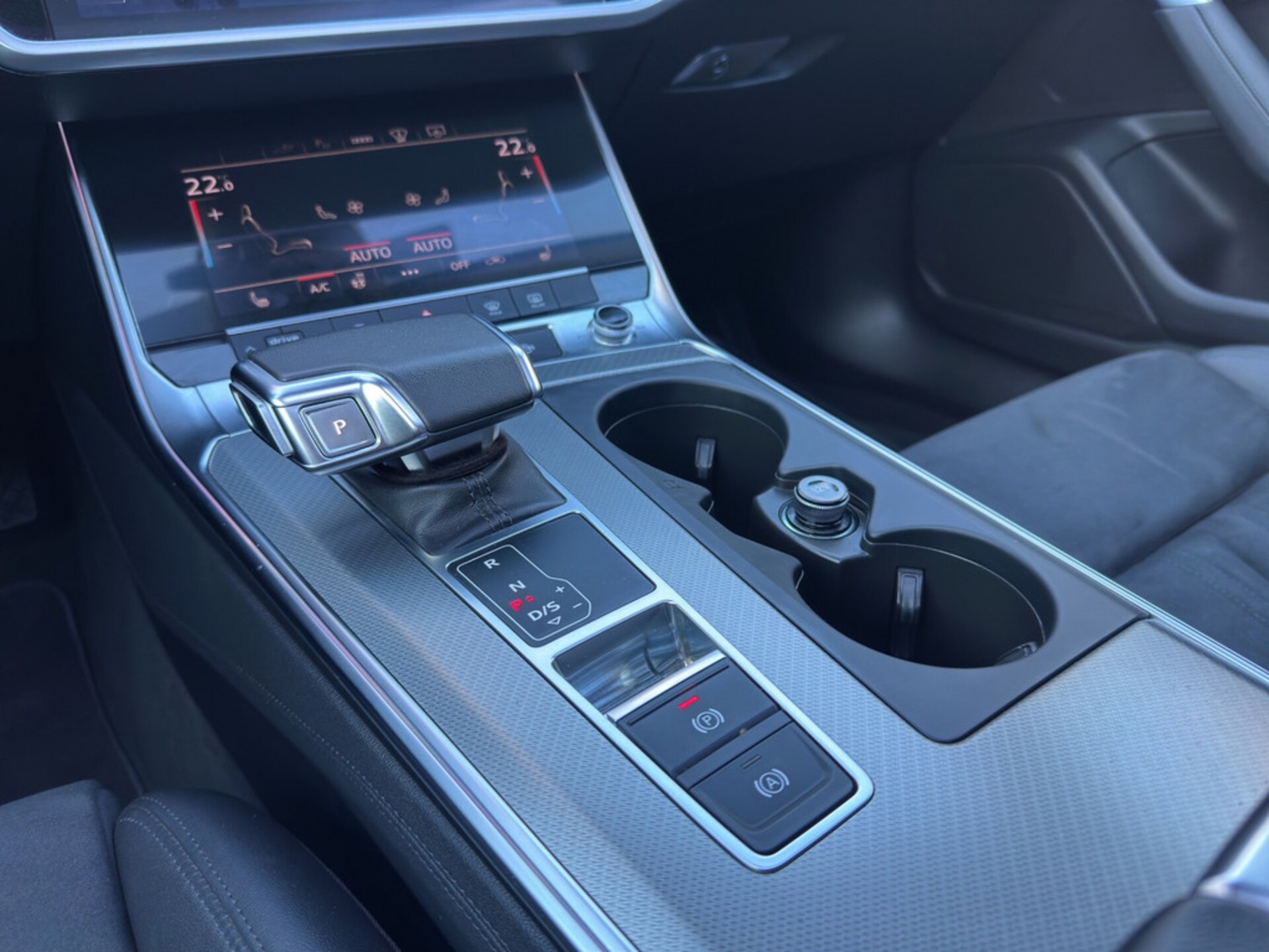 Audi A6 Avant TFSI e Design