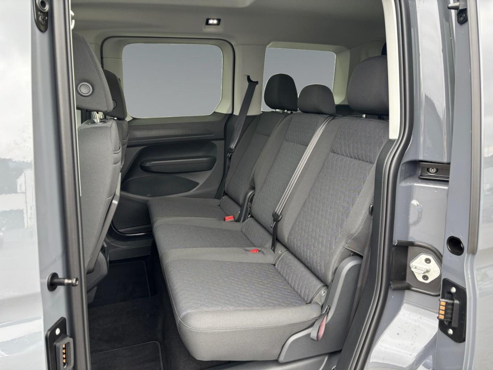 Volkswagen Caddy – Bild 10