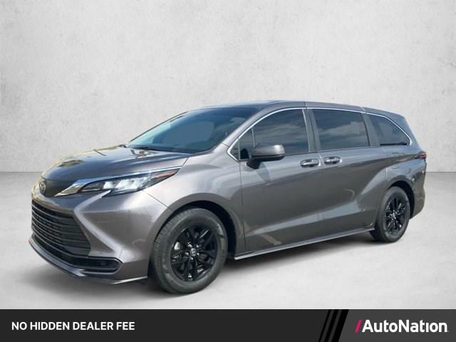 Photo of 2021 Toyota Sienna 