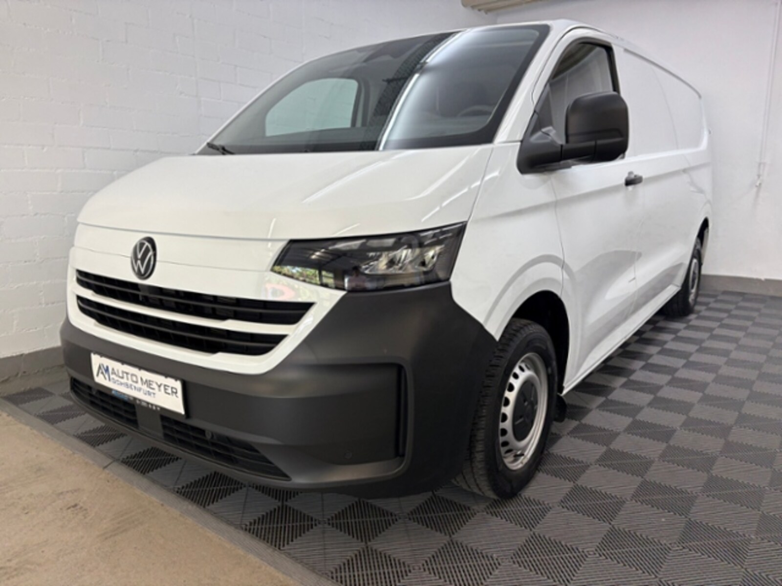 Volkswagen Transporter Kasten langer Radstand – Bild 2