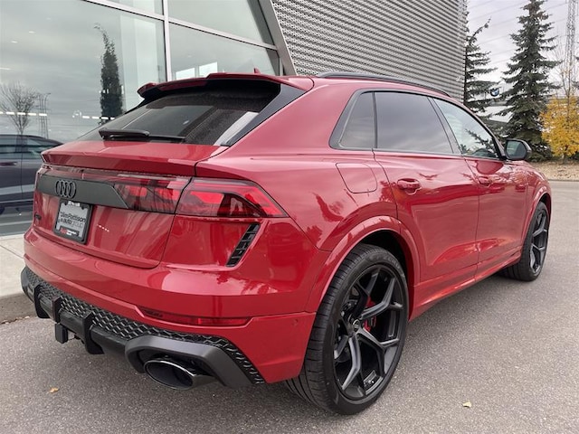 2026 Audi RS Q8 SUV performance