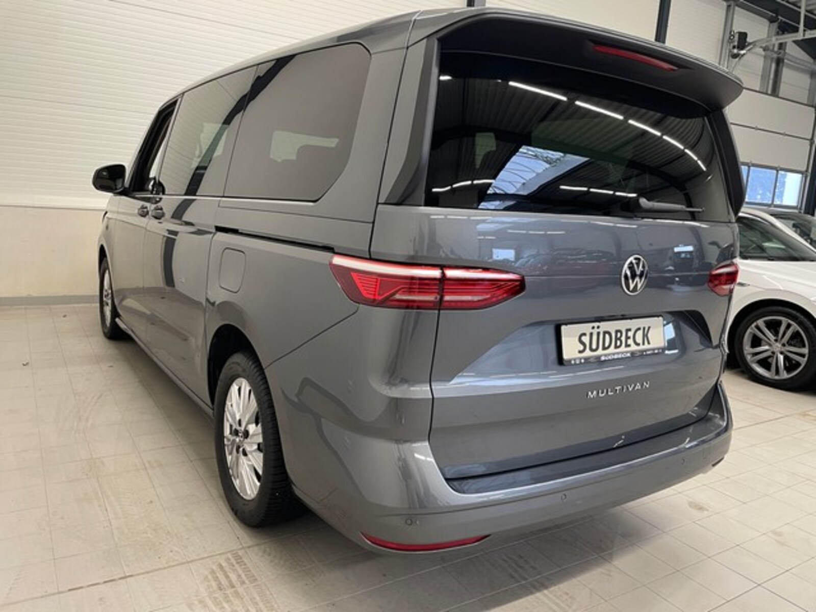 Volkswagen Multivan Langversion – Bild 7