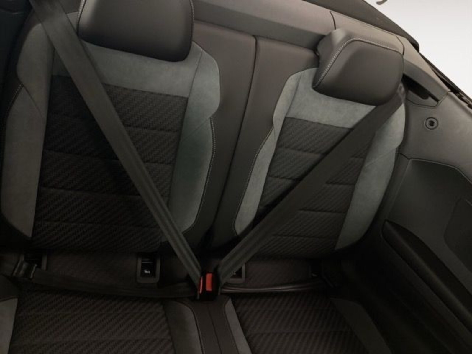 Volkswagen T-Roc Cabriolet – Bild 8