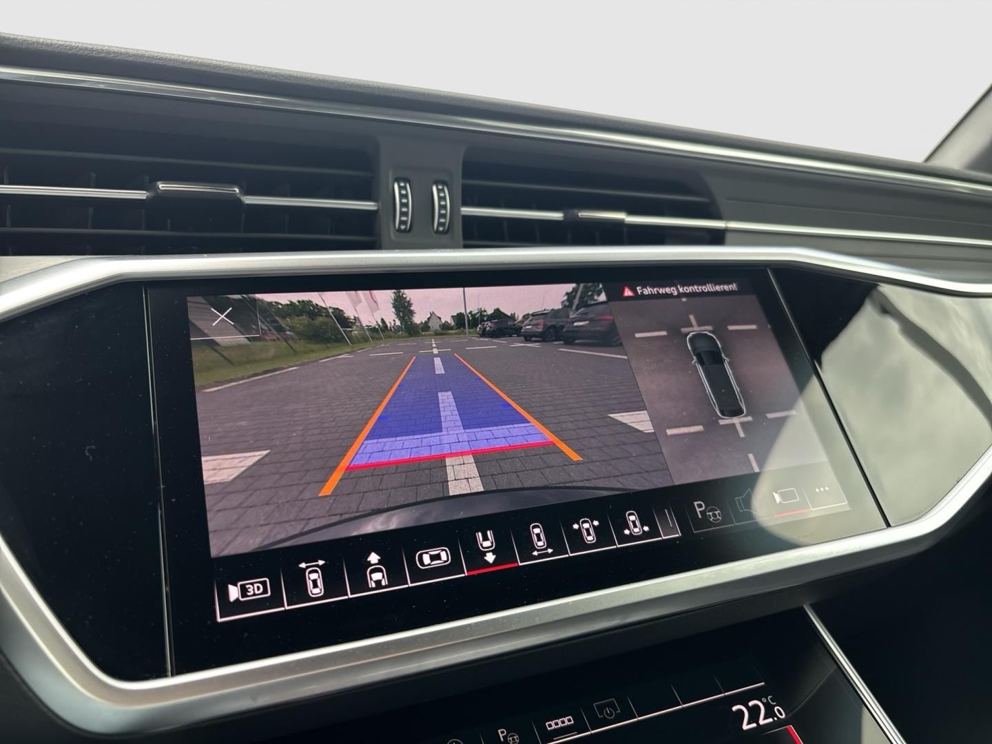 Bild über Audi S6 Avant TDI quattro tiptronic - für weitere Informationen kontaktieren Sie den Audi Partner