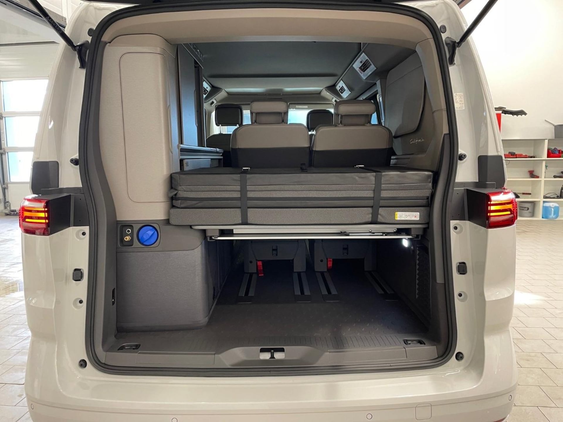 Volkswagen California Coast