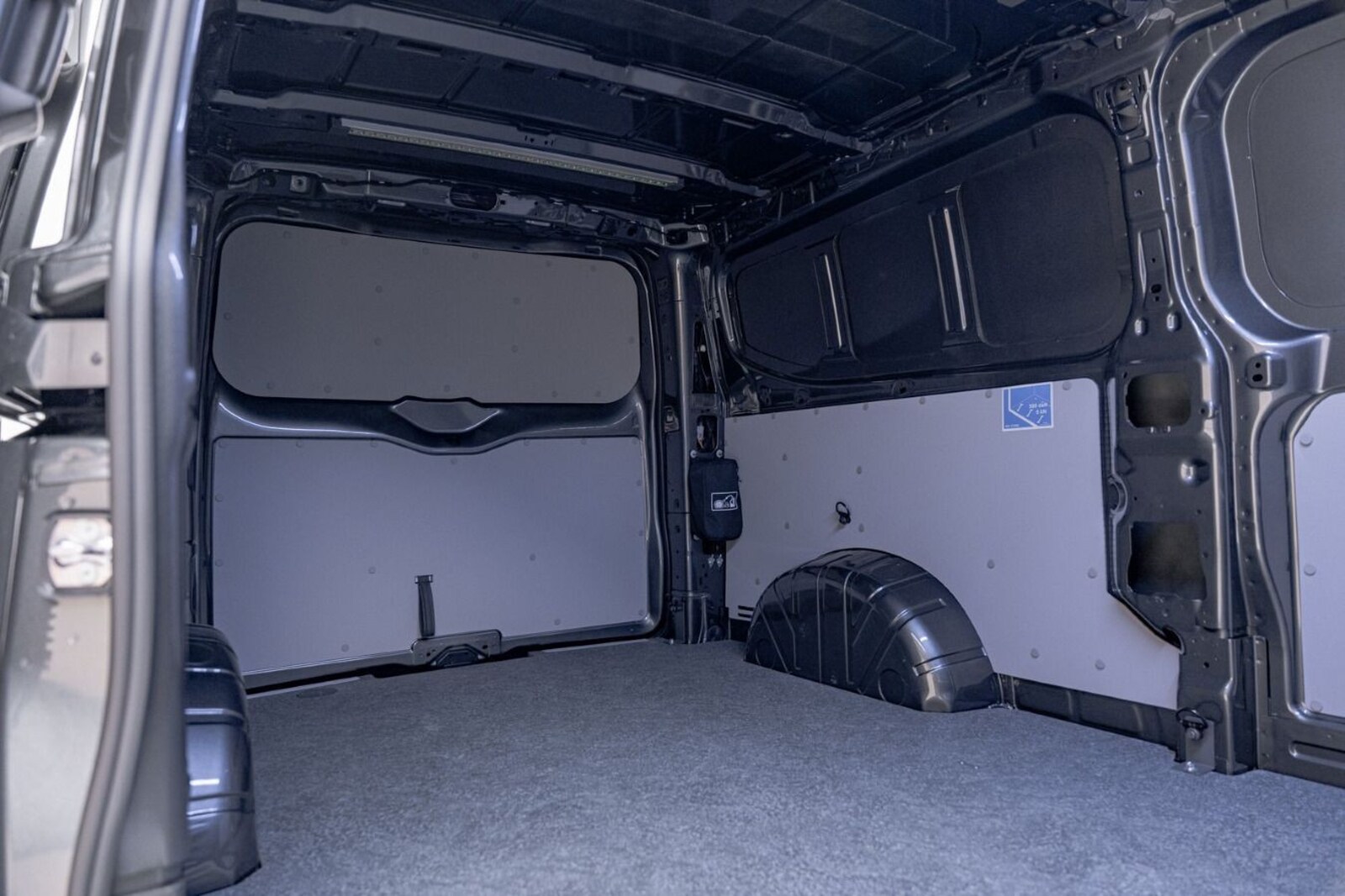 Volkswagen Transporter Kasten langer Radstand – Bild 22