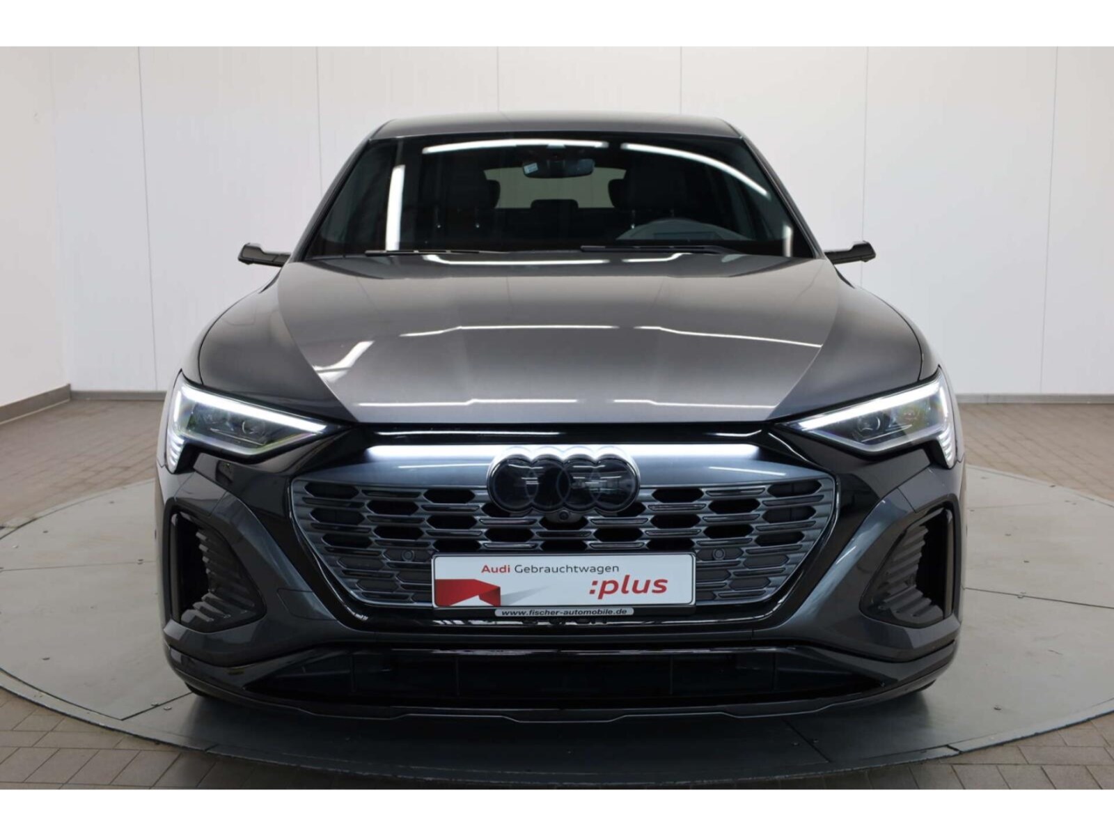 Audi Q8 Sportback e-tron – Bild 3