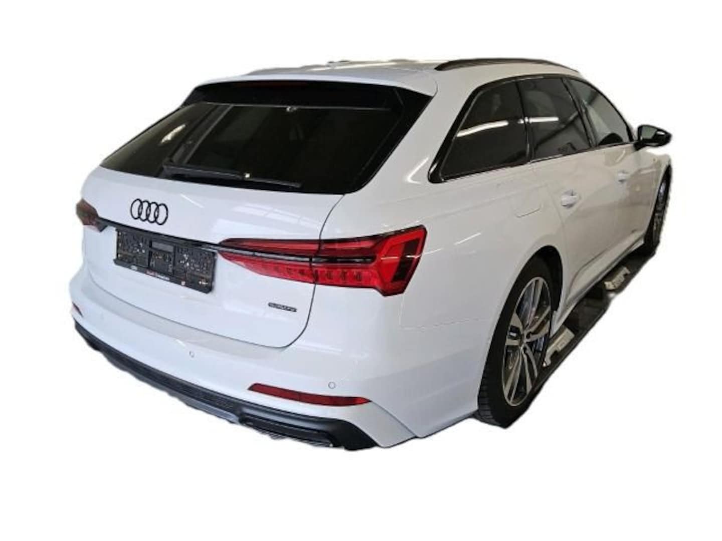 Bild über Audi A6 Avant sport 45 TFSI quattro S tronic - für weitere Informationen kontaktieren Sie den Audi Partner
