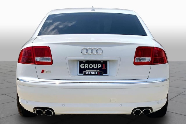 2007 Audi S8