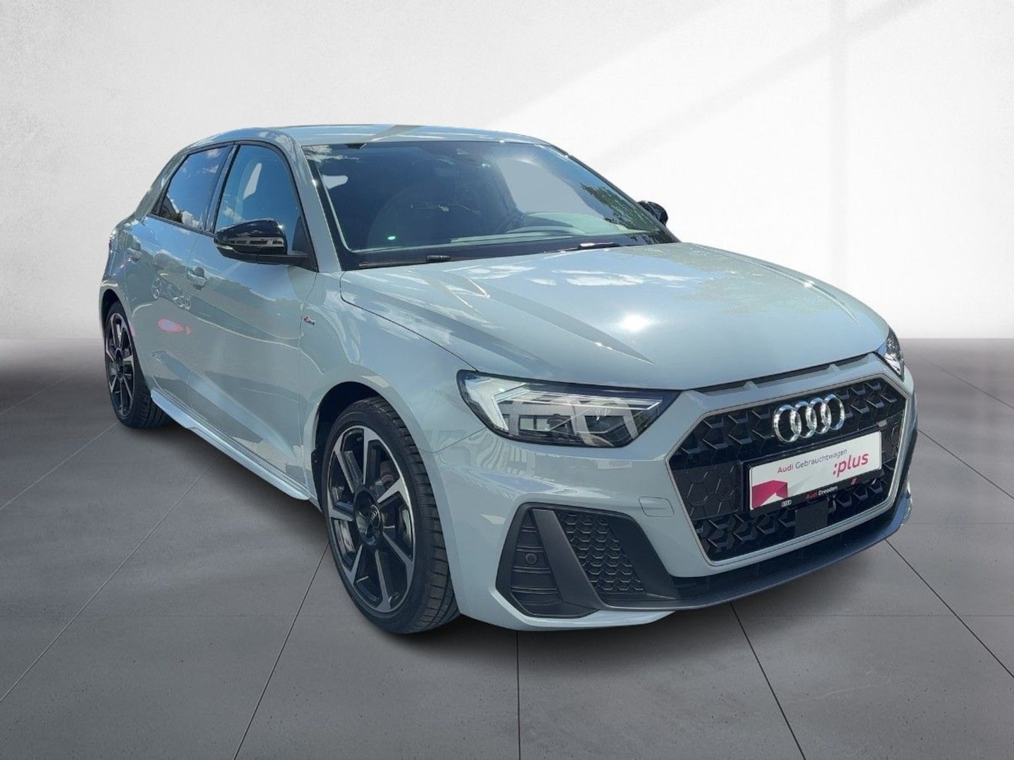 Bild über Audi A1 Sportback S line 30 TFSI Schaltgetriebe - für weitere Informationen kontaktieren Sie den Audi Partner