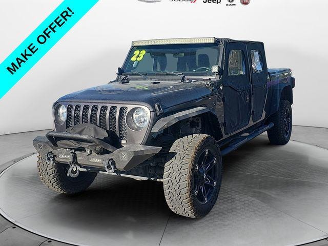 Photo of 2023 Jeep Gladiator 