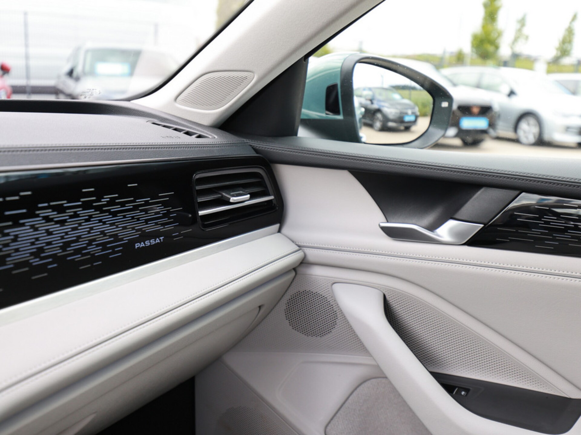 Volkswagen Passat Elegance