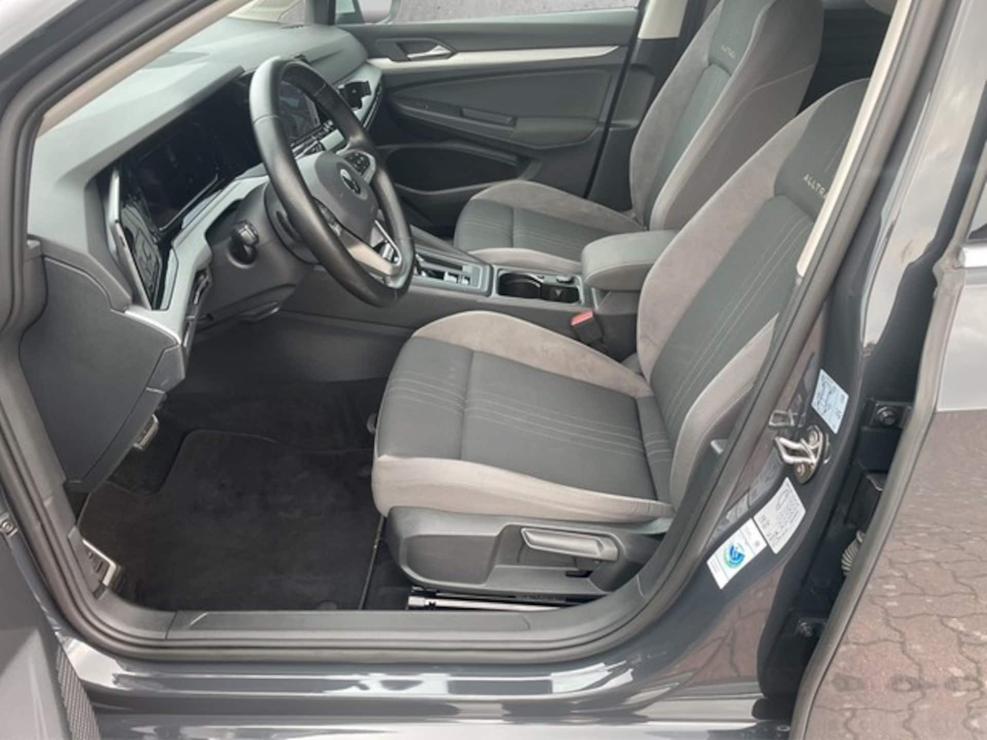 Volkswagen Golf Variant Alltrack