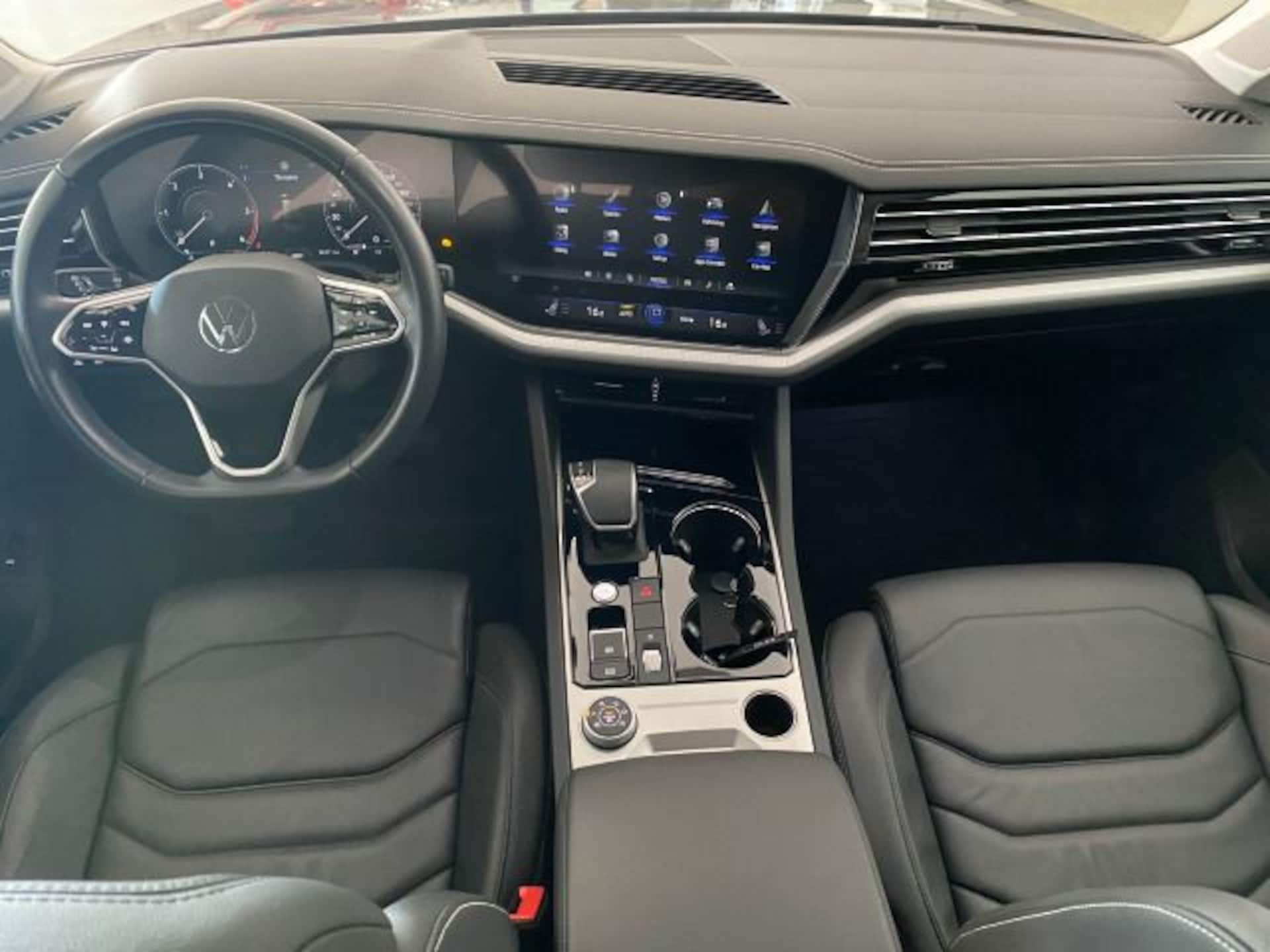 Volkswagen Touareg Basis-Modell