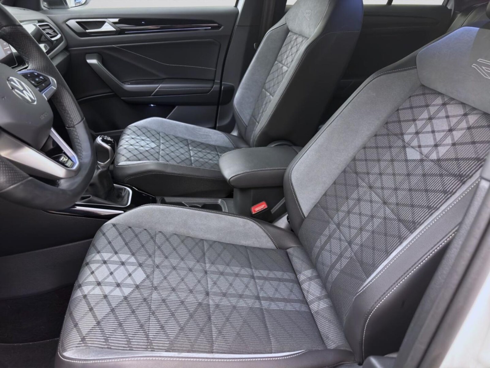 Volkswagen T-Roc – Bild 10