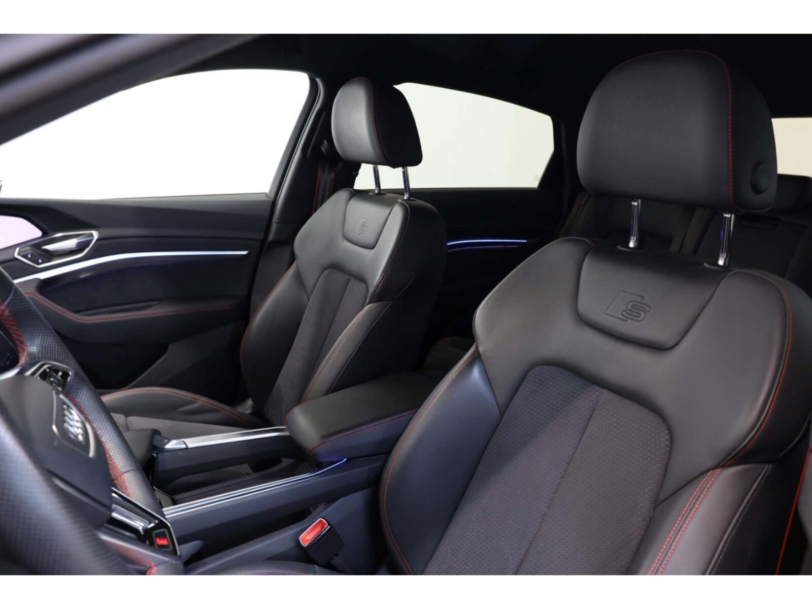 Audi Q8 Sportback e-tron – Bild 10