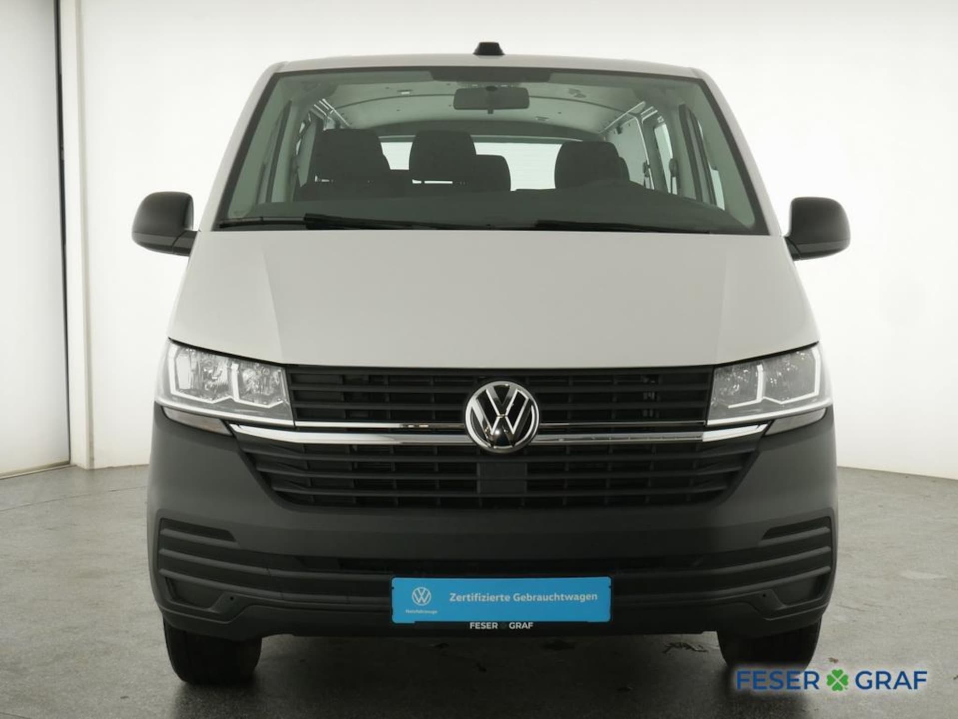 Volkswagen T6.1 Transporter Kombi langer Radstand