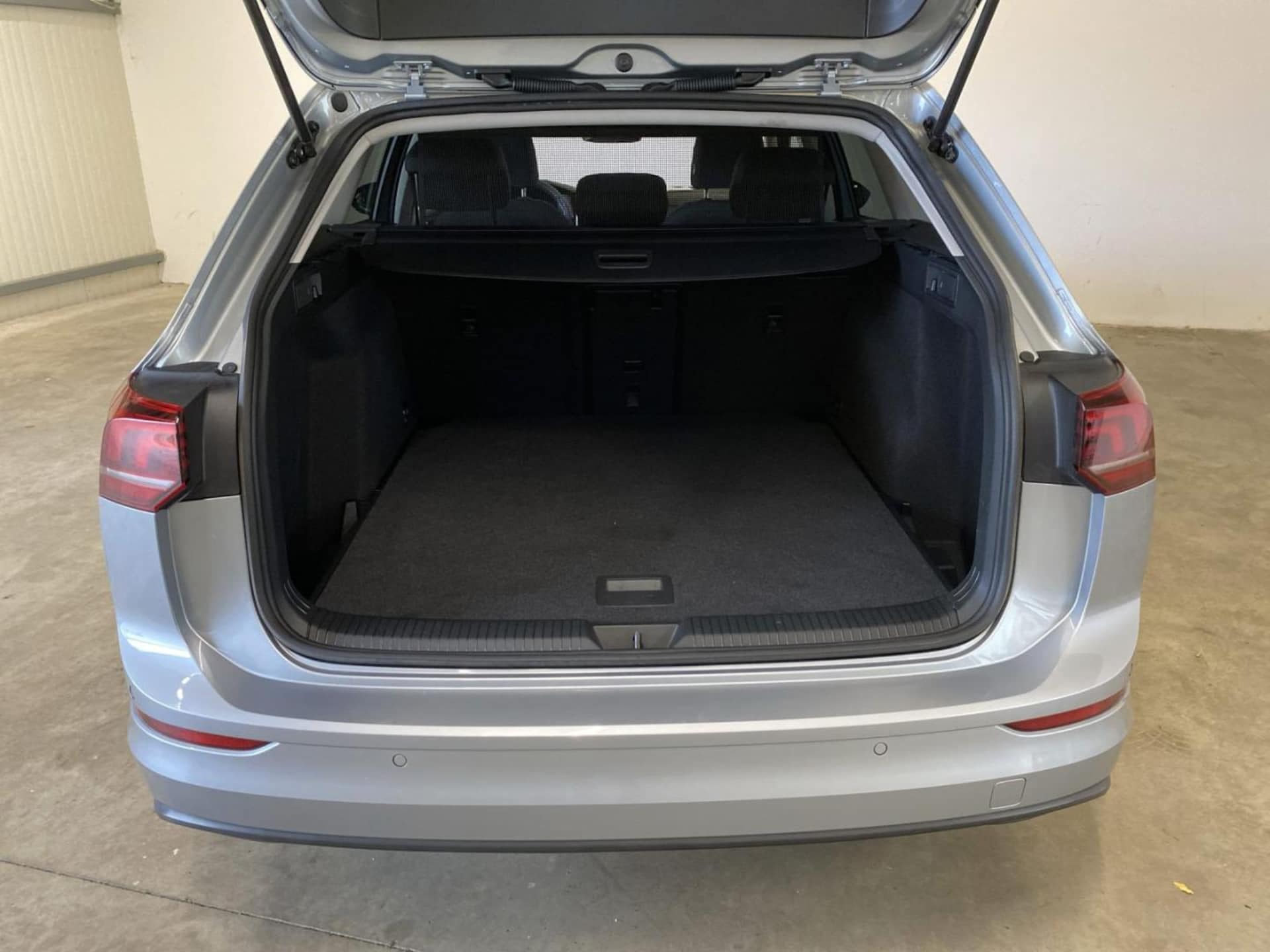 Volkswagen Golf Variant Life