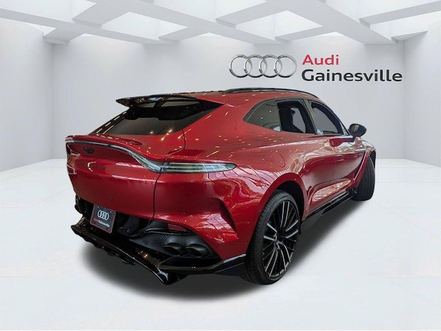 2024 Aston Martin DBX