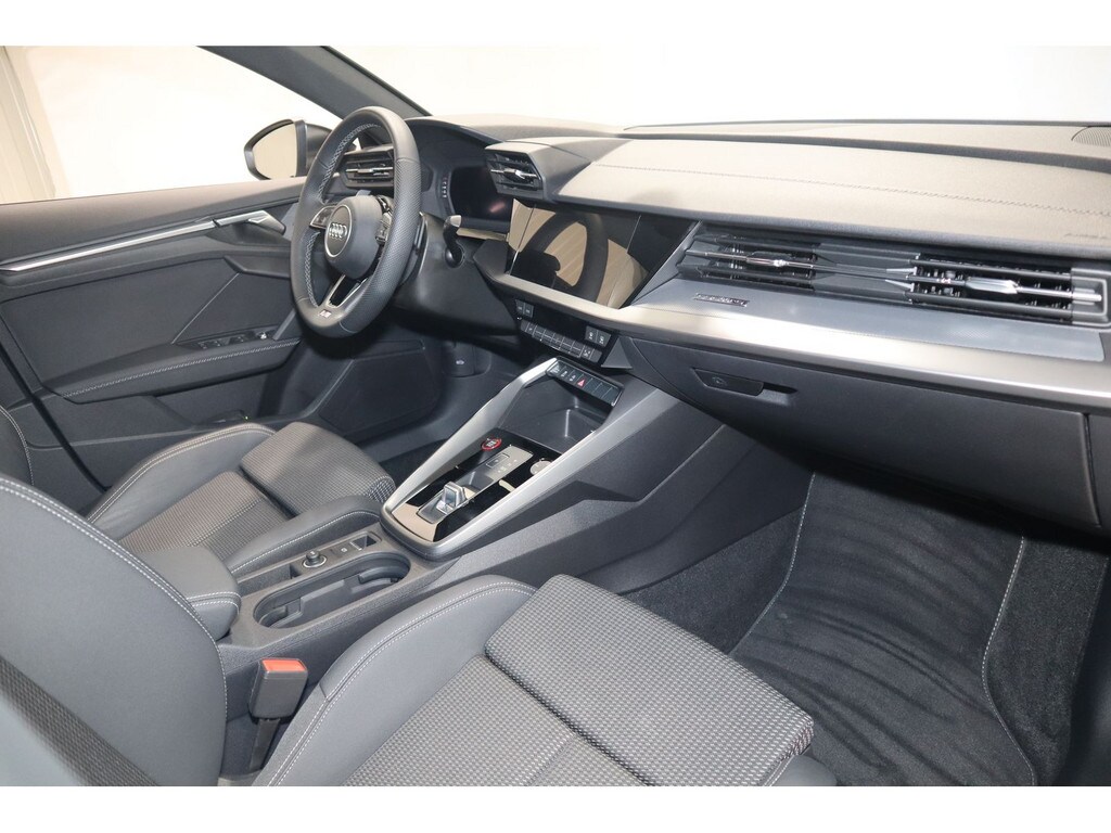 Image about Audi S3 Limousine TFSI quattro S tronic
