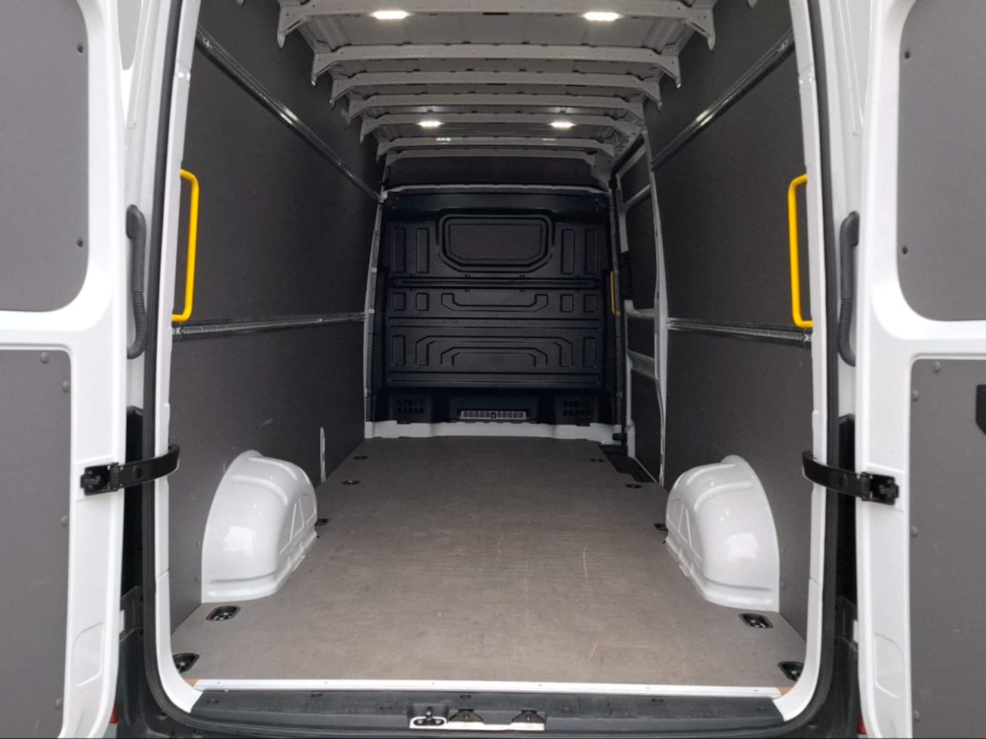 Volkswagen Crafter Kasten langer Radstand