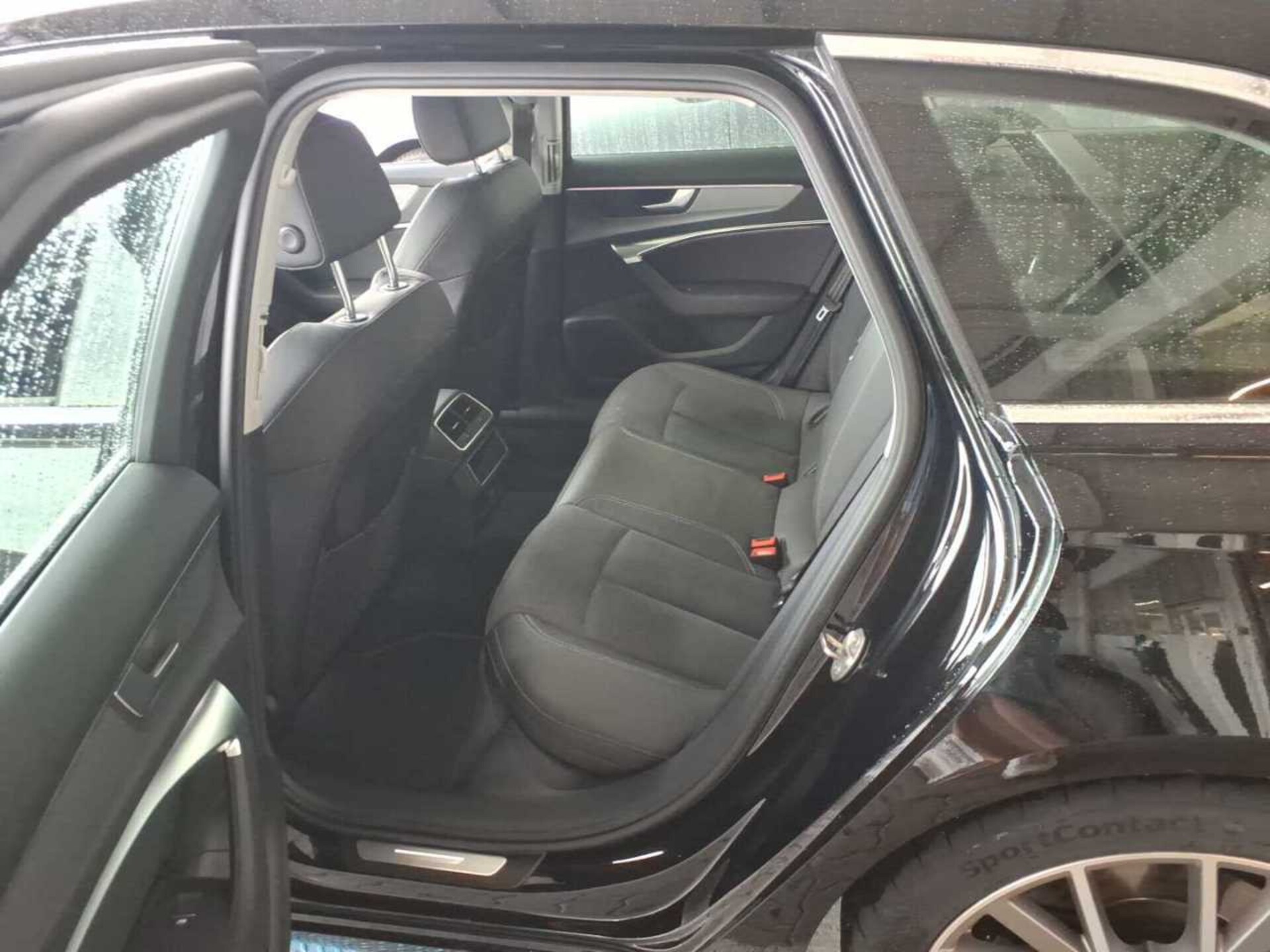Audi S6 Avant