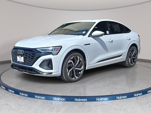 Photo of 2024 Audi Q8 Sportback e-tron