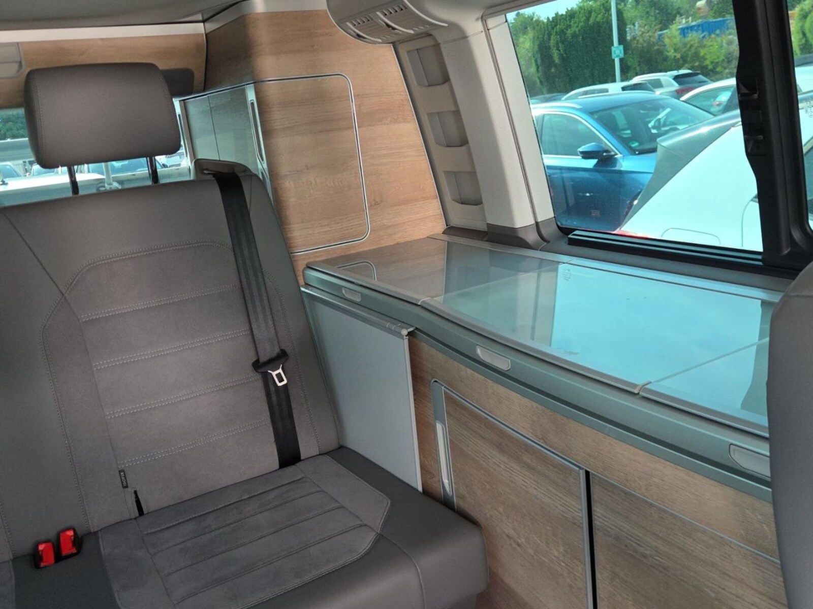 Volkswagen T6.1 California – Bild 14