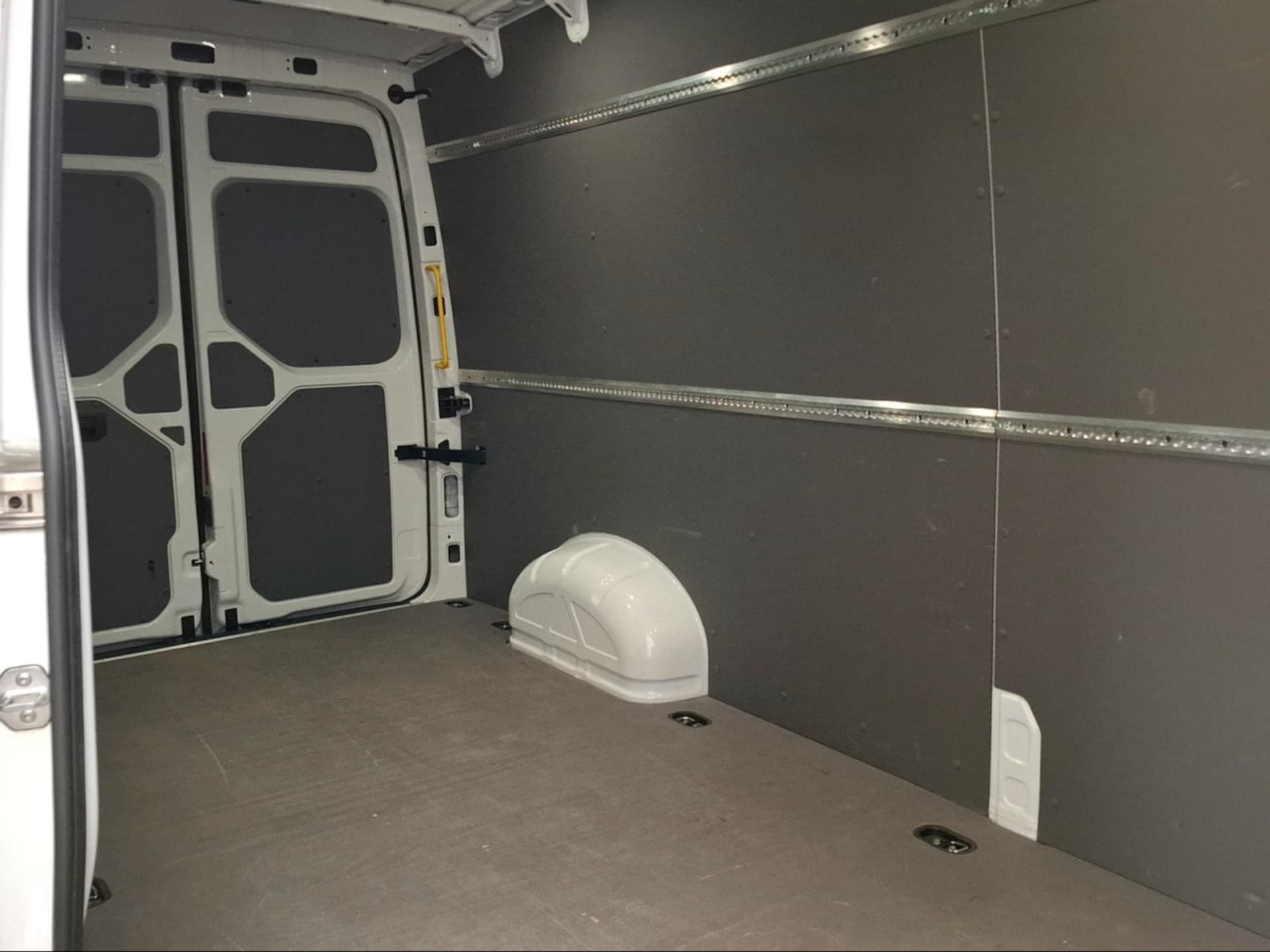 Volkswagen Crafter Kasten langer Radstand