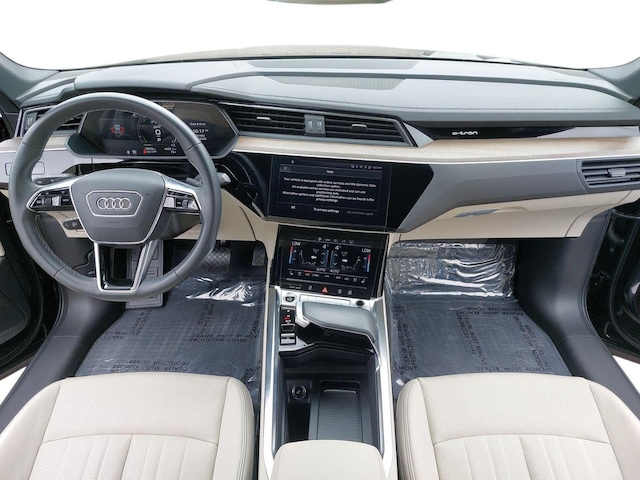 2024 Audi Q8 Sportback e-tron Premium Plus - Photo 9