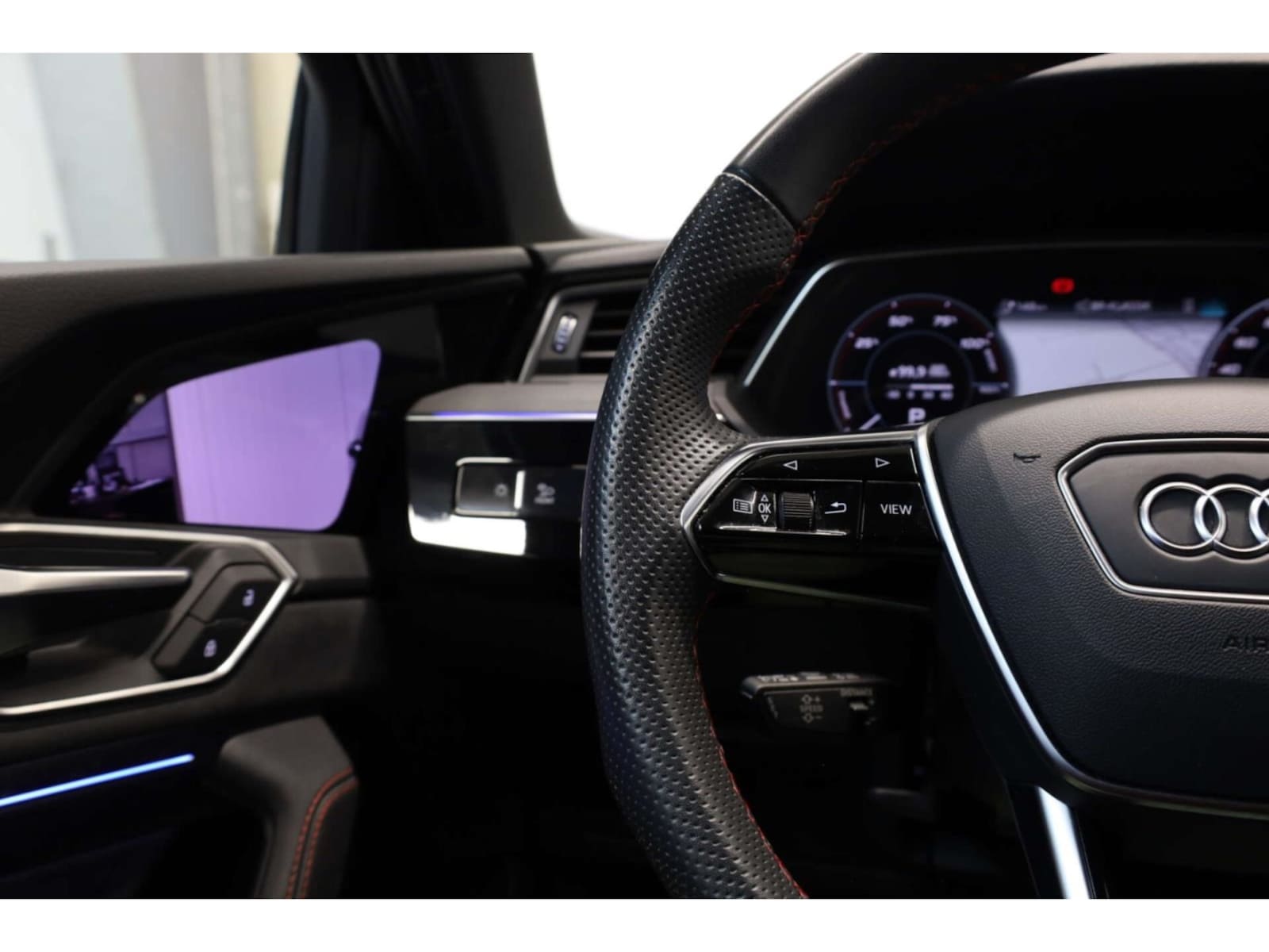 Audi Q8 Sportback e-tron – Bild 15