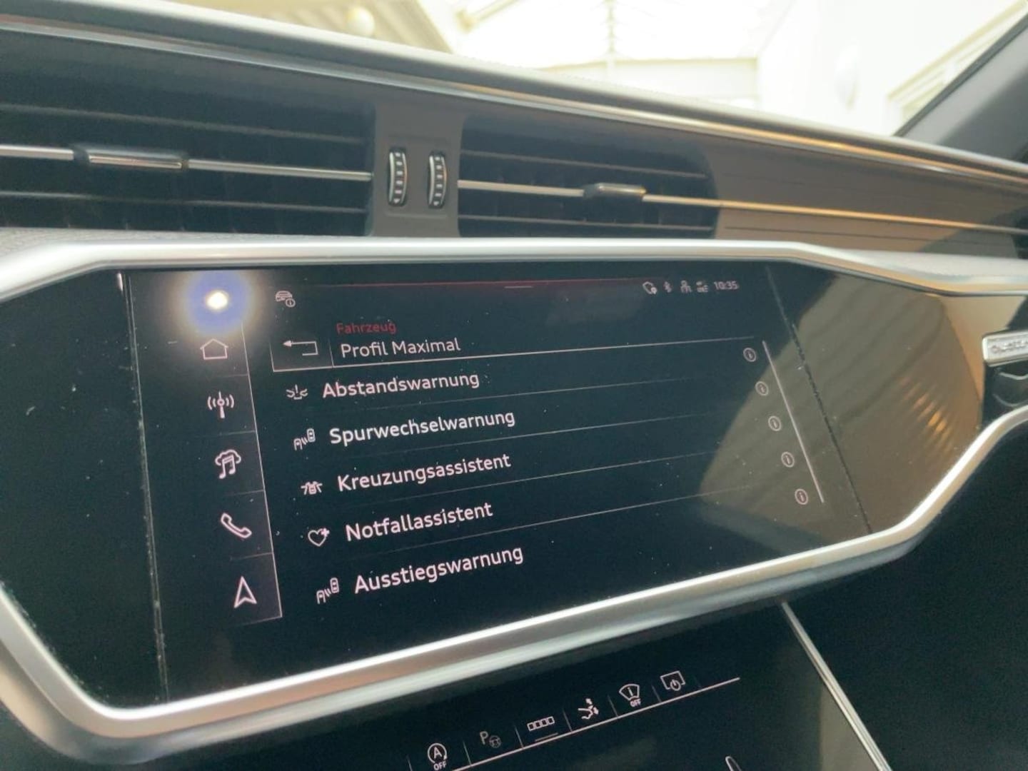Bild über Audi RS 7 Sportback TFSI quattro tiptronic - für weitere Informationen kontaktieren Sie den Audi Partner