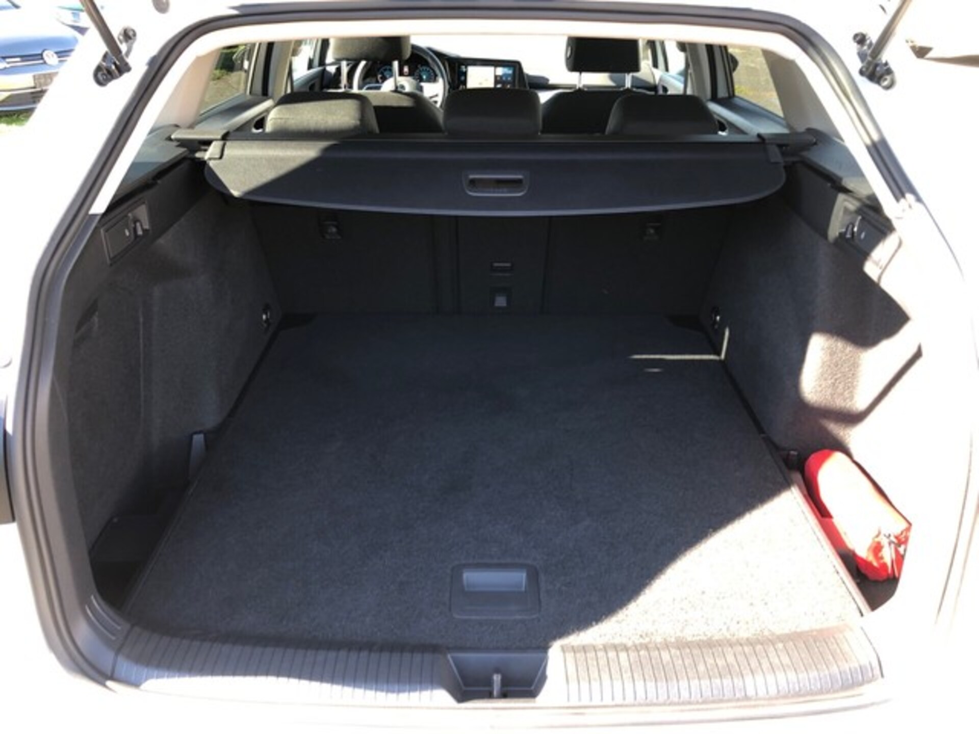 Volkswagen Golf Variant Life