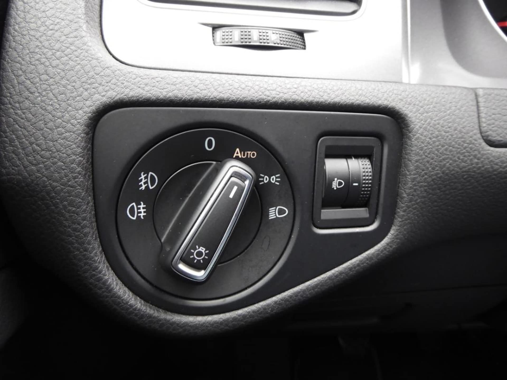 Volkswagen Golf LOUNGE