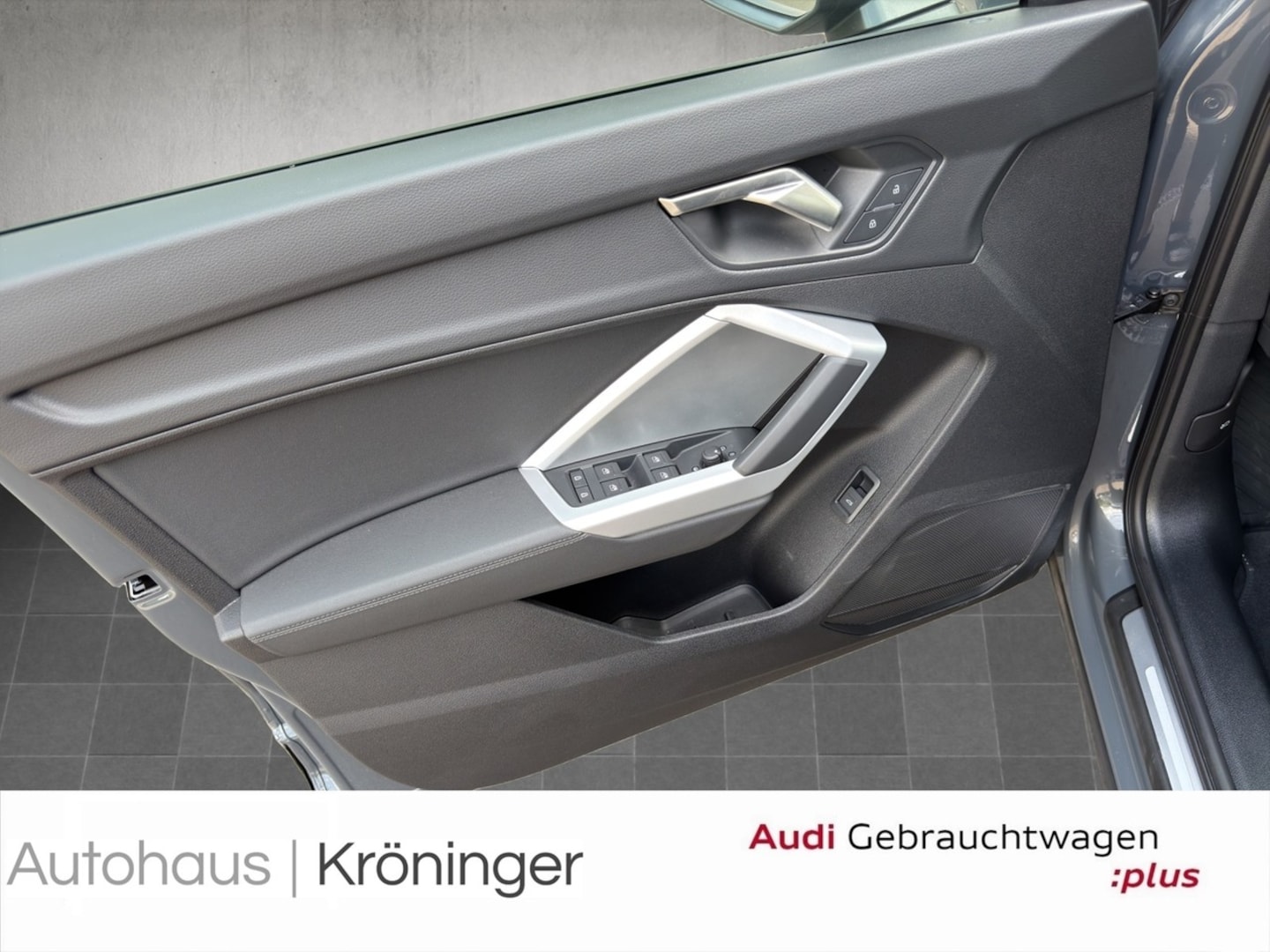 Bild über Audi Q3 TFSI 110 kW S tronic - für weitere Informationen kontaktieren Sie den Audi Partner