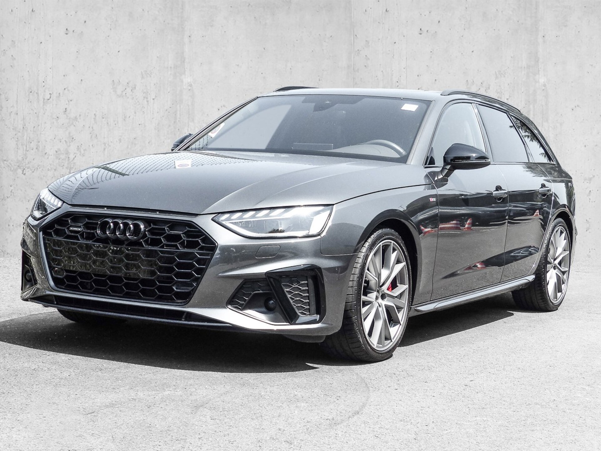 Audi A4 Avant S line